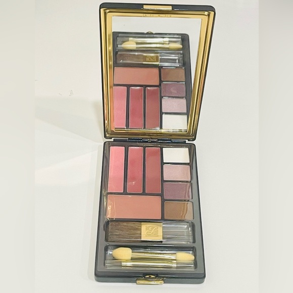 ❣️Estee Lauder🎉 Travel Exclusive Color Harmonies Eyeshadow+lip pallet ❣️ - Picture 4 of 7